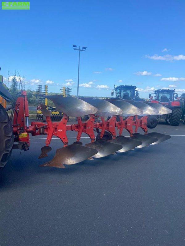 Kuhn multimaster 122 Plough €9,300