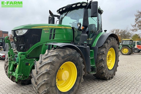 John Deere 6250 R Tractor €116,500