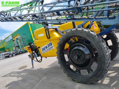 E-FARM: Caruelle cara 300 - Sprayer - id X9XX6EB - €10,500 - Year of construction: 1999 - France