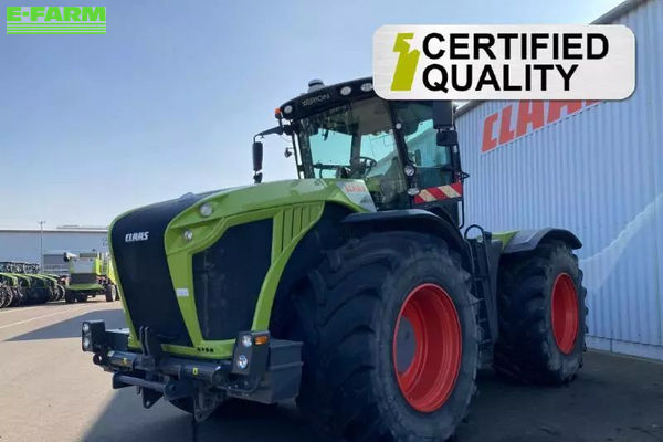 Claas Xerion 5000 Trac VC Tractor