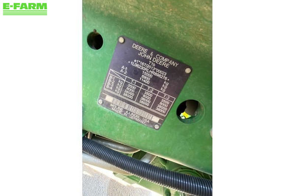 John Deere 6230 R Tractor €117,000