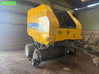 E-FARM: New Holland T 7070 - Baler - id BQYWIKM - €12,000 - Year of construction: 2012 - Total number of bales produced: 15,245,France