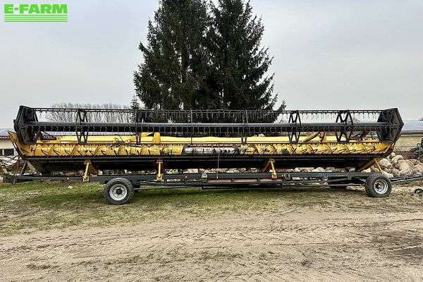 New Holland varifeed 10,70 m Header €32,500