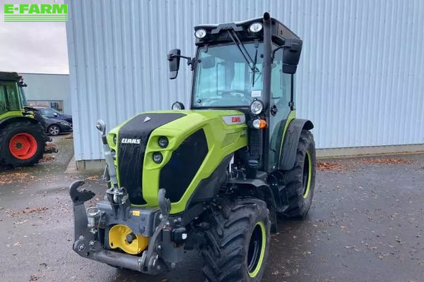 Claas Nexos 240 Tractor €59,000