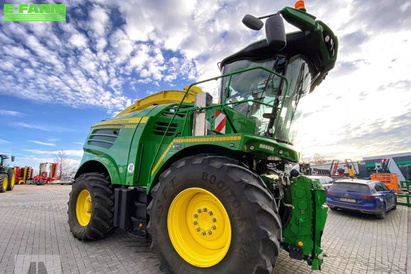 John Deere 8400 Самоходный кормоуборочный комбайн 165 000 €