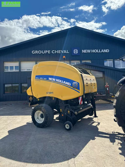 E-FARM: New Holland Roll-Belt 180 Superfeed - Πρέσσα - id TKLRWJH - 32.000 € - Χρονία: 2020 - Συνολικός αριθμός παραχθέντων δεμάτων: 6.519,Γαλλία