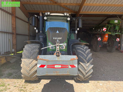 E-FARM: Fendt 826 Vario Profi Plus - Tractor - id 3GDAYX7 - €110,000 - Year of construction: 2017 - Engine hours: 4,500,Engine power (HP): 261,France