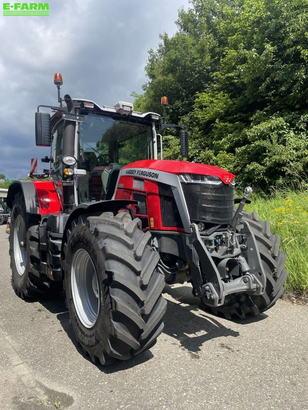 Massey Ferguson 8S.265 Tractor €155,000