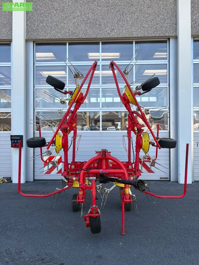 E-FARM: Pöttinger Hit 610 N - Tedder - id AZRR17G - €6,875 - Year of construction: 2011 - Austria