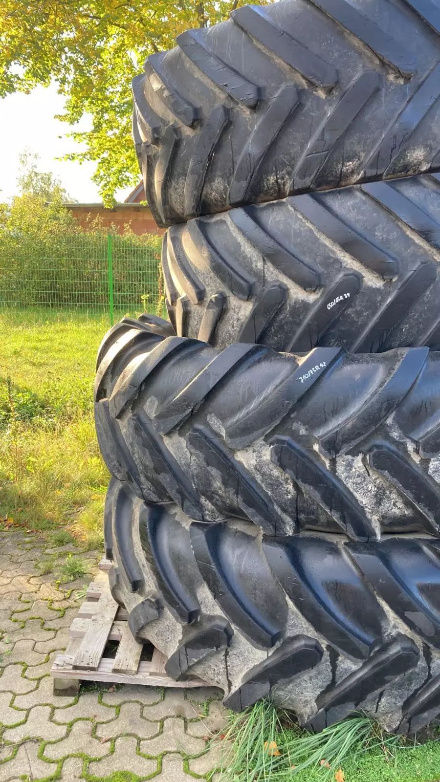 MICHELIN 650/65r34 + 710/75r42 Wheel and track €5,500