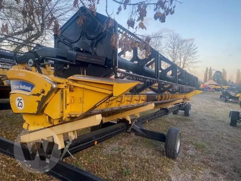 New Holland 9,15m varifeed Header €18,000