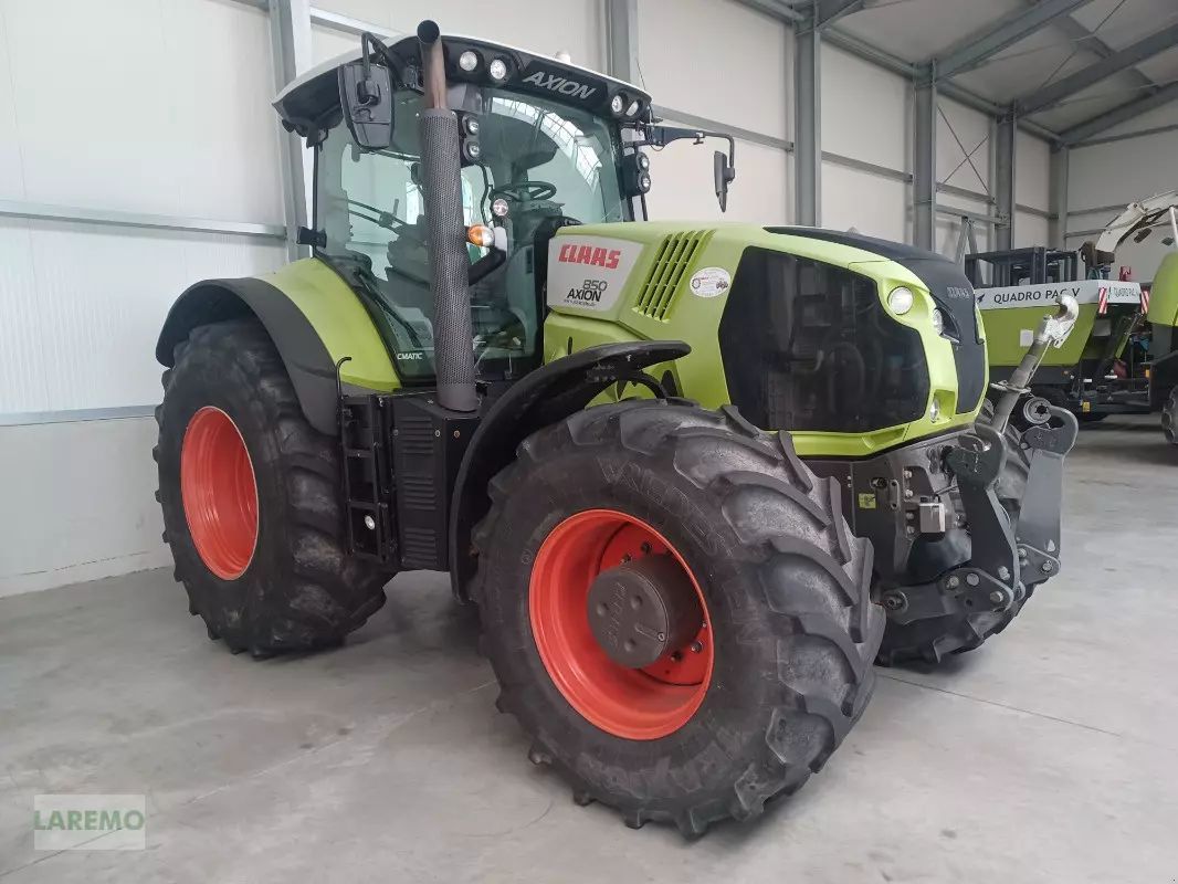 Claas Axion 850 CMATIC Tractor €77,000