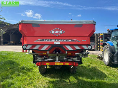E-FARM: Kuhn axis 40.2 m.emc.w - Fertiliser spreader - id RSRFGHR - €20,500 - Year of construction: 2022 - France