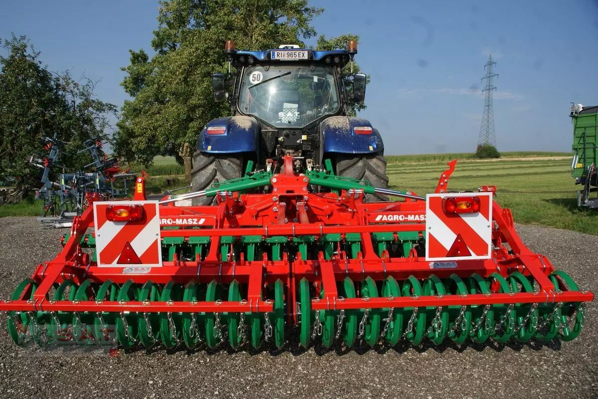 AGRO-MASZ bt 40 - aktion lagermaschine Power harrow €16,583