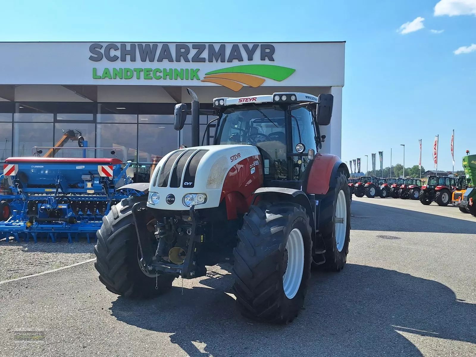 Steyr CVT 6185 Komfort Tractor €97,257