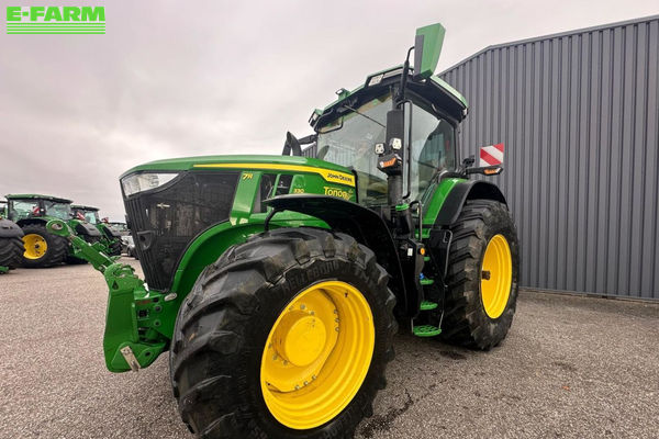 John Deere 7R 330 Tractor €184,500