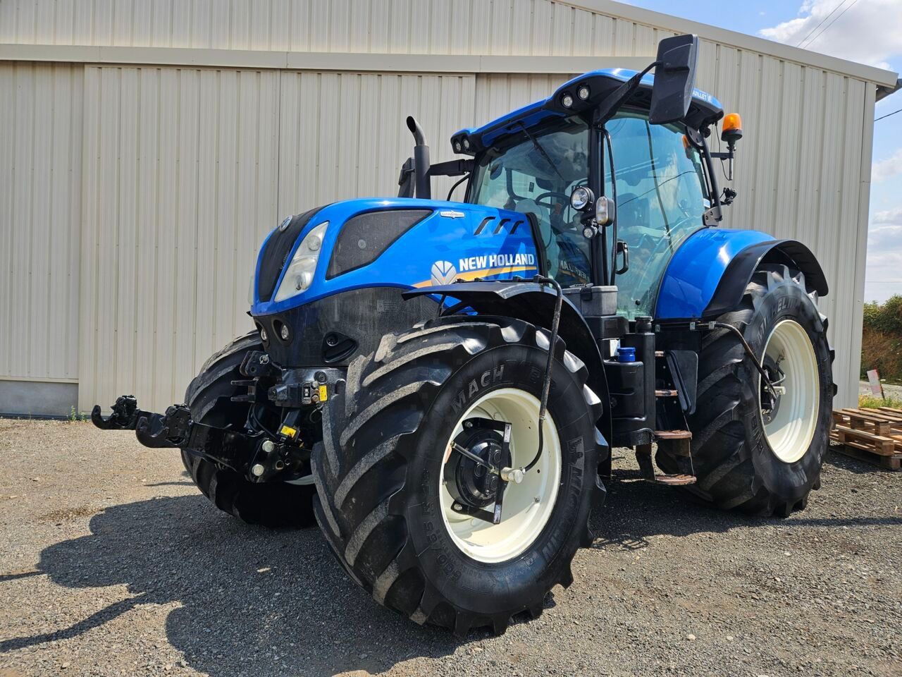 New Holland T7.210 Tractor €58,000