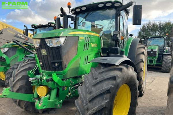 John Deere 6195 R Tractor €63,000