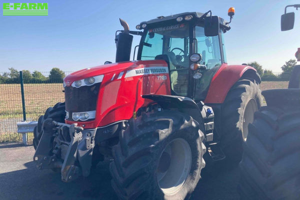 Massey Ferguson 7720 Tractor €59,000