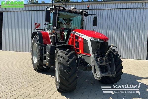 Massey Ferguson 8S.265 Tractor €172,500
