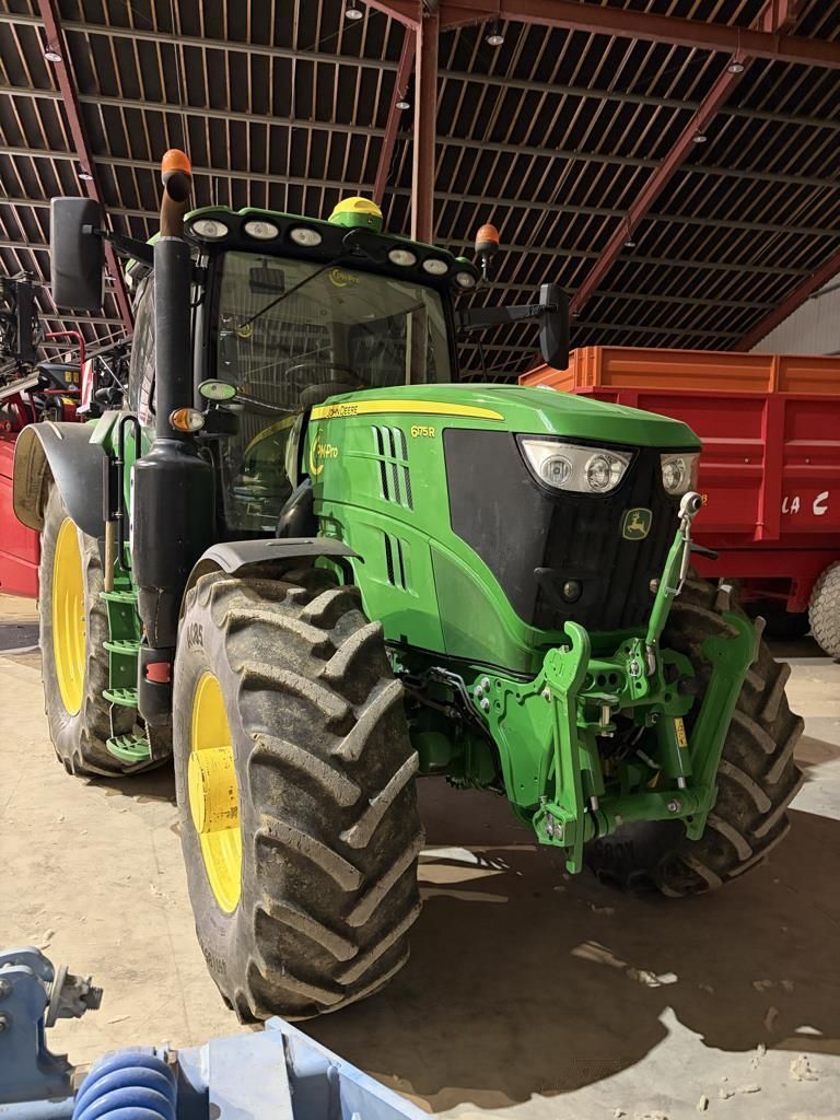 John Deere 6175 R Tractor €119,000