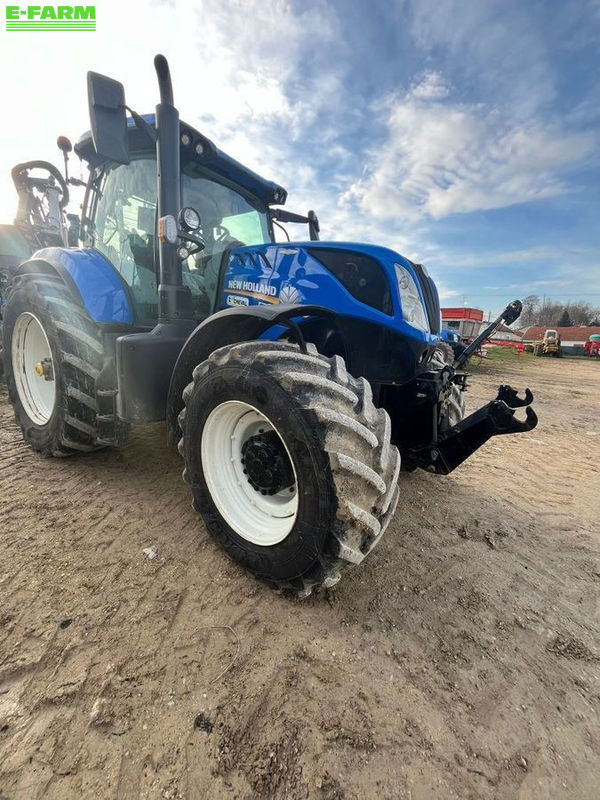 New Holland T7.270 AC Tractor €145,000