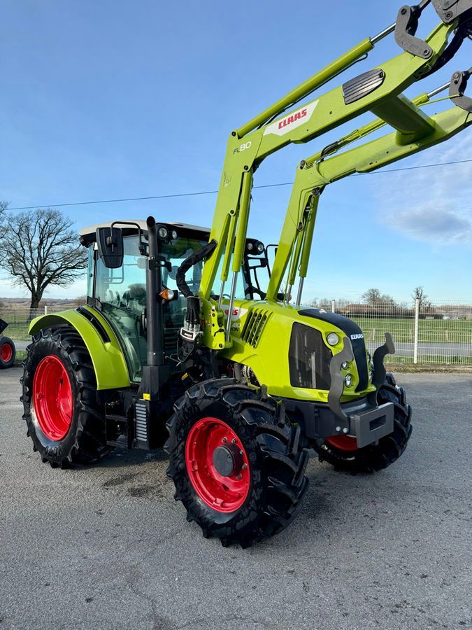 Claas Arion 410 Tractor €72,900