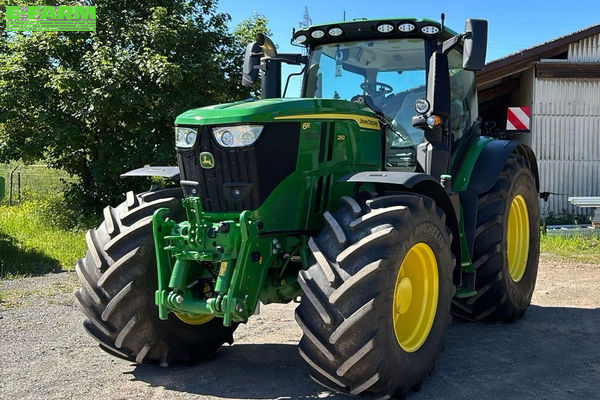 John Deere 6R 250 Tractor €174,000
