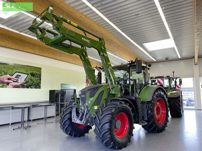 E-FARM: Fendt 724 Vario Profi Plus - Tractor - id 85MB5ZA - €110,924 - Year of construction: 2020 - Engine hours: 4,945,Engine power (HP): 235,Germany