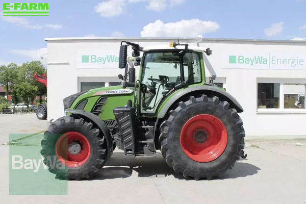 Fendt 724 Vario Profi Plus Tractor €117,000