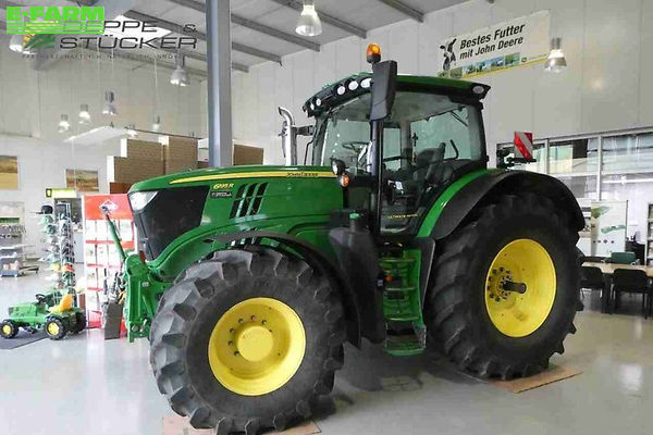John Deere 6195 R Tractor €134,400