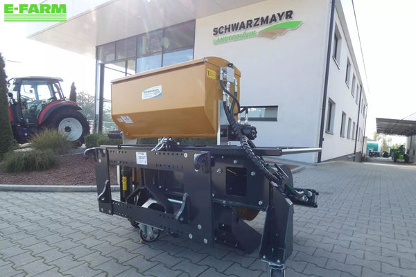 MAMMUT fm fortuna links euro Silage cutter and feeder €5,650