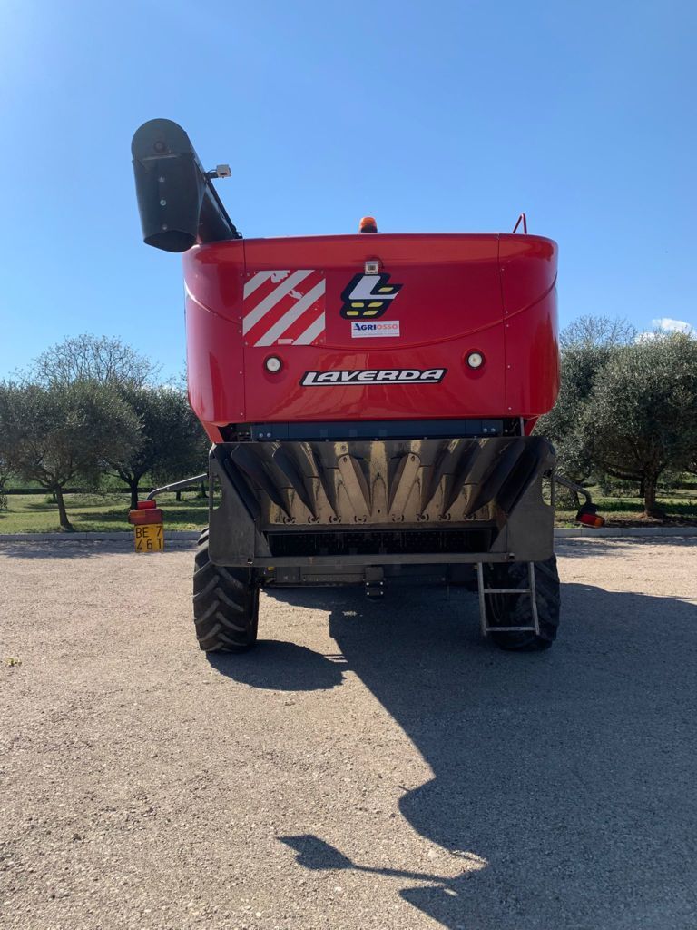 E-FARM: Laverda M 304 - Combine harvester - id YS6XEGD - €55,000