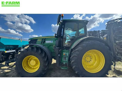 E-FARM: John Deere 6250 R - Tractor - id WIM2QAF - €127,000 - Year of construction: 2021 - Engine hours: 3,700,Engine power (HP): 250,France