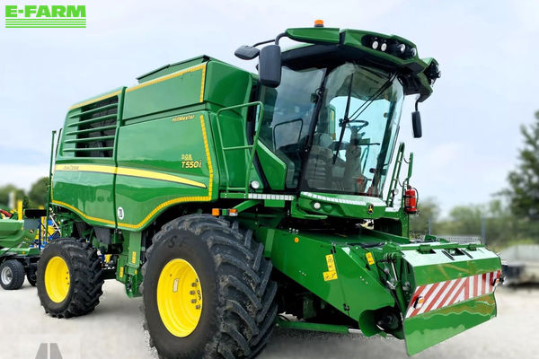 John Deere T 550i HM Combine harvester €229,900