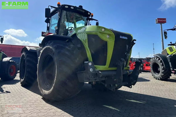 Claas Xerion 5000 Trac VC Tractor 224.000 EUR