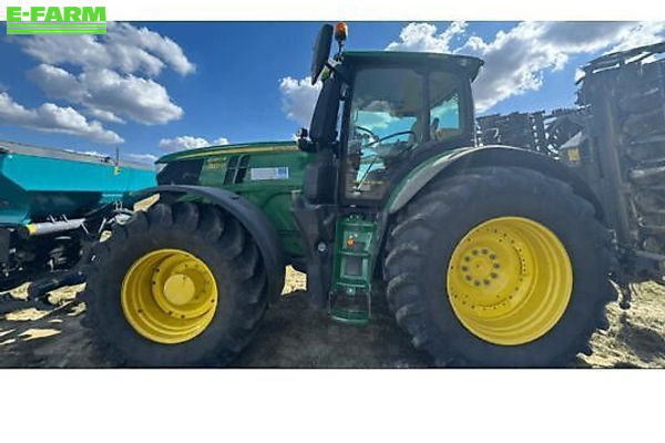 John Deere 6250 R Tractor €127,000