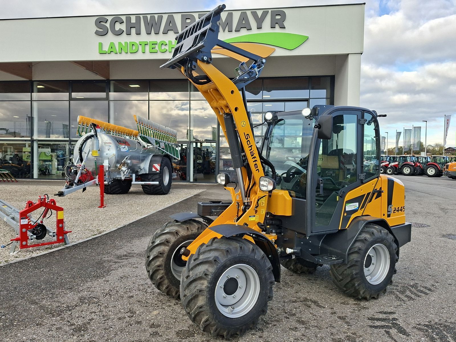 Schäffer 2445 S Wheel loader €49,500