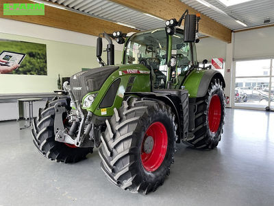 E-FARM: Fendt 722 Vario Profi Plus - Tractor - id UXLKTSM - €180,000 - Year of construction: 2022 - Engine hours: 1,011,Engine power (HP): 220,Germany