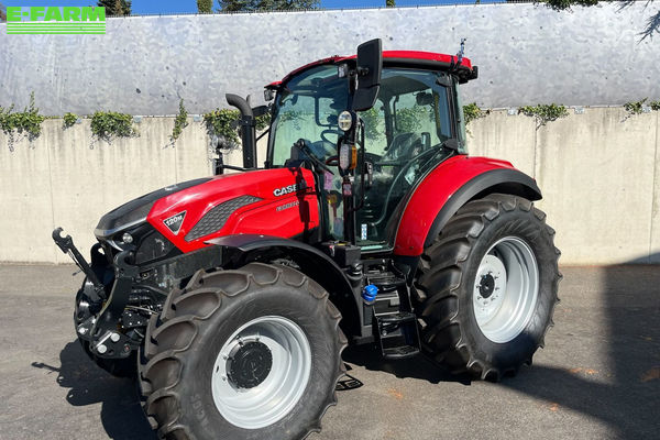 Case IH farmall 120m Tractor