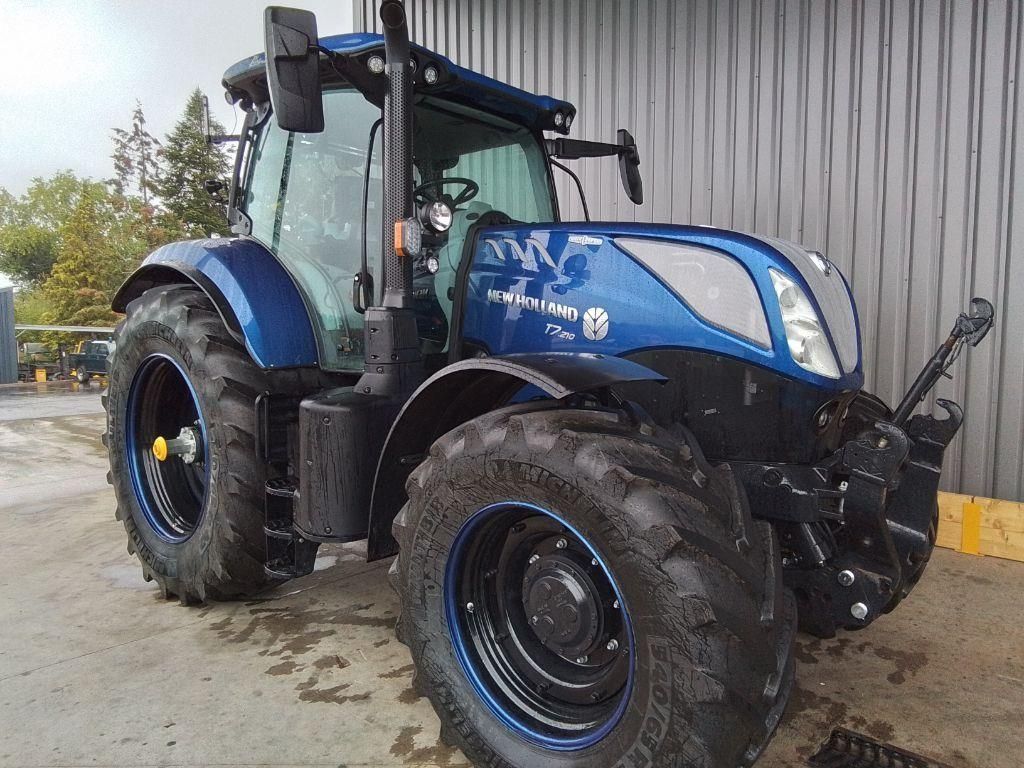 New Holland T7.210 Tractor €110,000