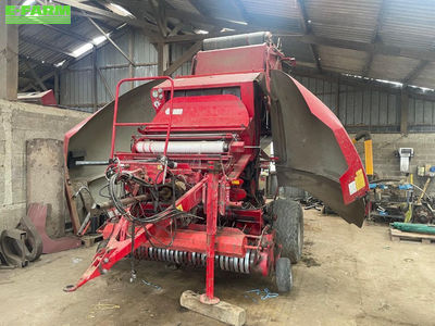 E-FARM: Welger RP 535 - Baler - id 7UKTANQ - €11,000 - Year of construction: 2011 - Total number of bales produced: 40,000,France