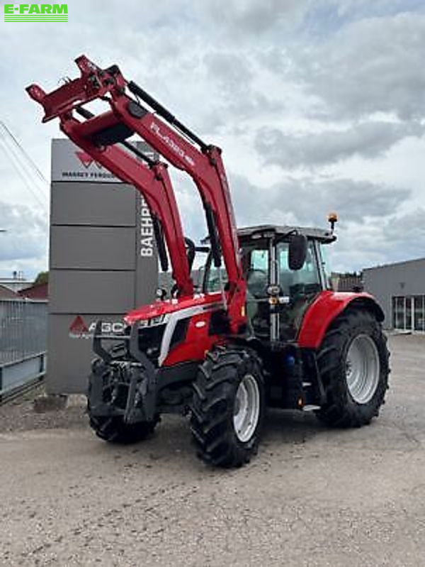 Massey Ferguson 6S.135 Tractor €92,500