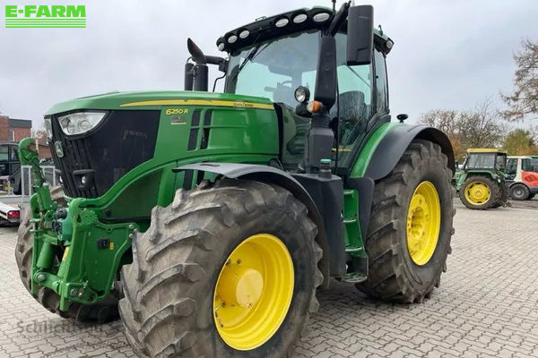 John Deere 6250 R Tractor €116,500