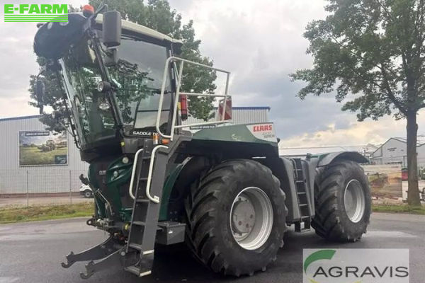 Claas Xerion 4200 Saddle Trac Tractor €144,900