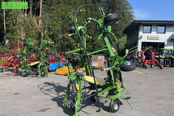 Krone Vendro 620 Highland Tedder €10,575