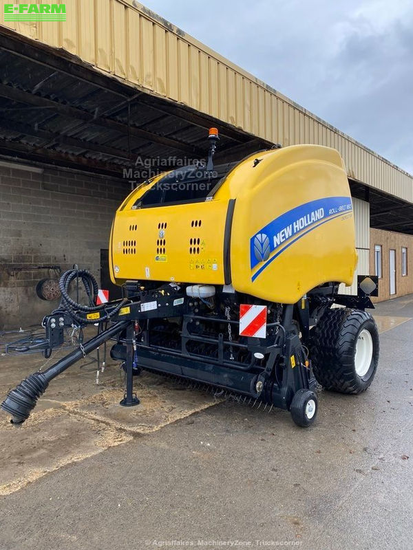 New Holland Roll-Belt 180 Cropcutter Baler €22,000