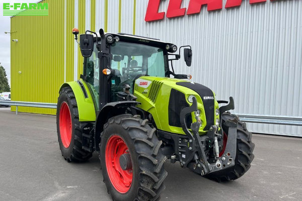Claas Arion 420 Tractor €77,900