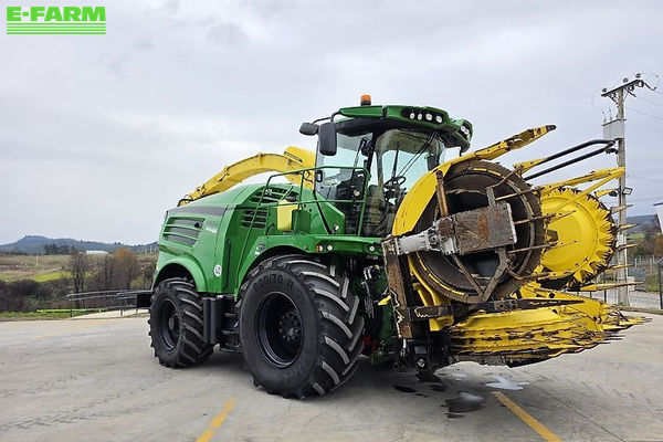 John Deere 8400 Самоходный кормоуборочный комбайн 247 500 €
