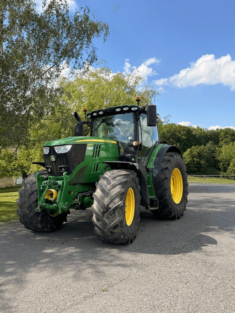 John Deere 6195 R Tractor €99,000